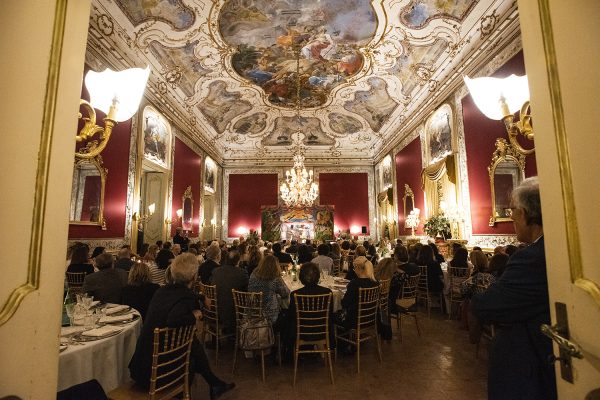 Eventi-Natale-Giunta-Palazzo-Jiutamicristo-8